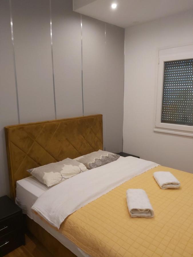 Apartment Nikirent 바냐루카 외부 사진