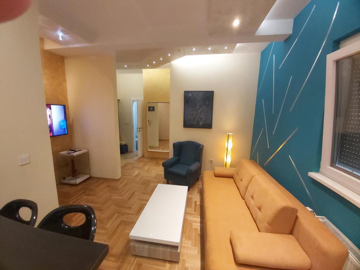 Apartment Nikirent 바냐루카 외부 사진